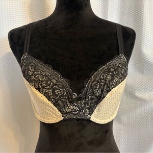 Bali black & white polka dot lace bra size 36C